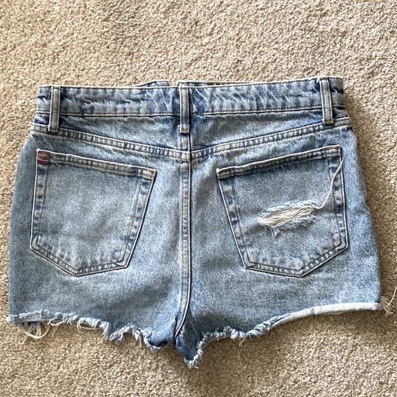 URBAN OUTFITTERS BDG Jean Shorts - Picture 4 of 4